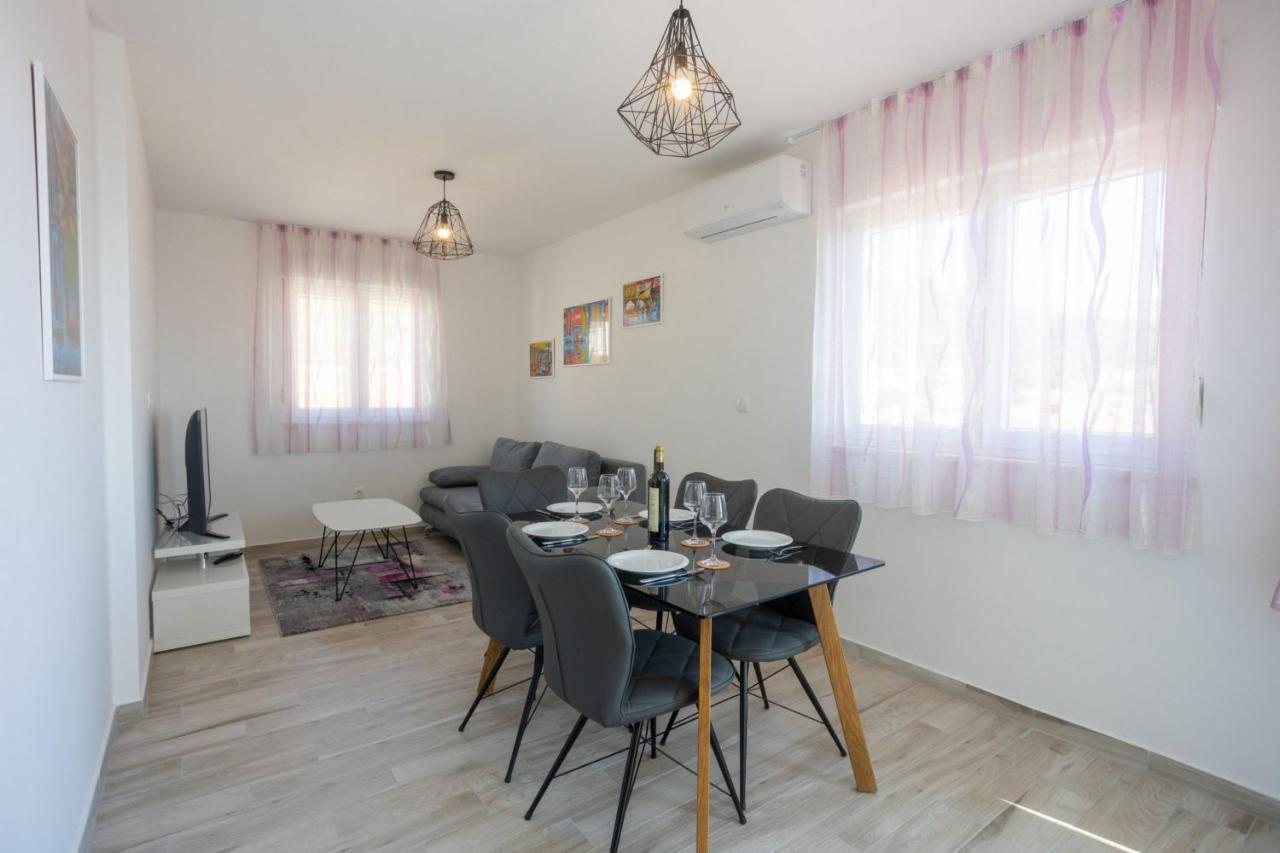 R&R Residence Подстрана Экстерьер фото